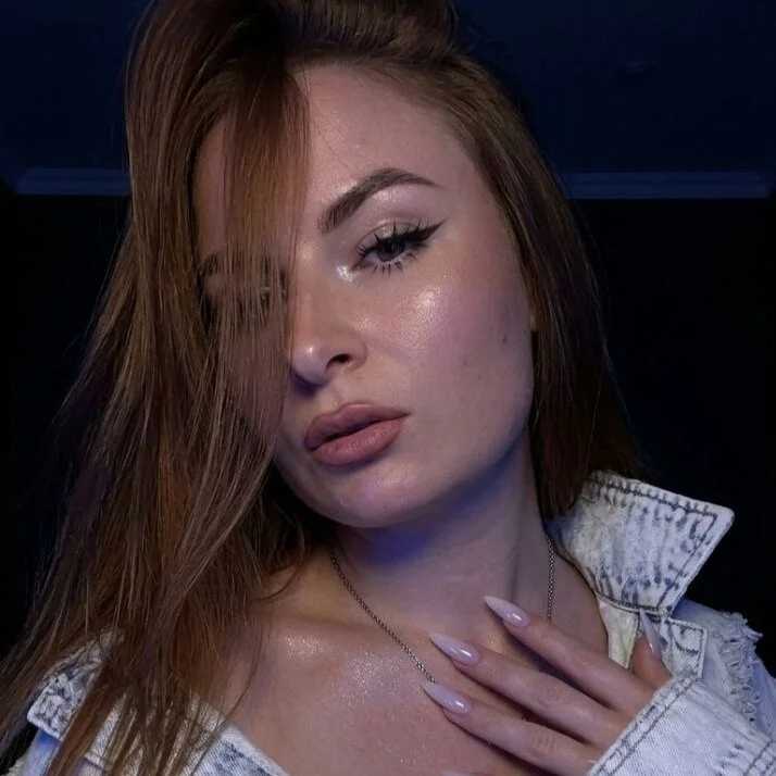 ElenaAngel — FansOnlyX creator profile