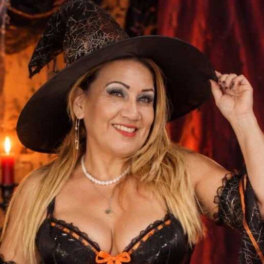 yayita_mature — FansOnlyX creator profile
