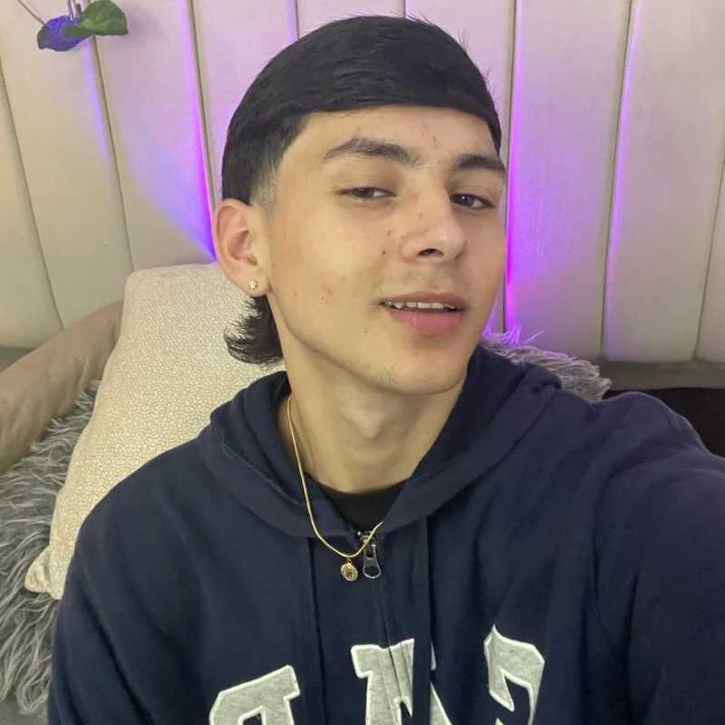 andrew_gonzales — FansOnlyX creator profile