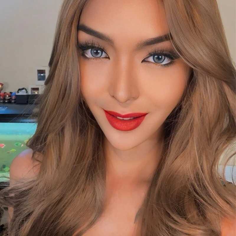 CassieValbalera — FansOnlyX creator profile