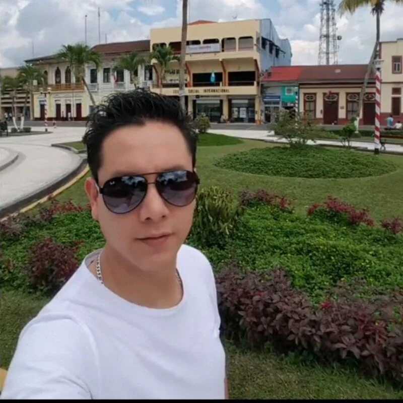 Stripchatflores — FansOnlyX creator profile