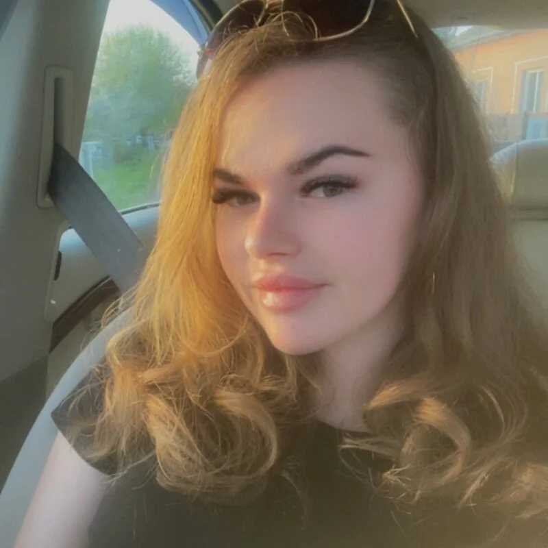 Gold_Applee — FansOnlyX creator profile
