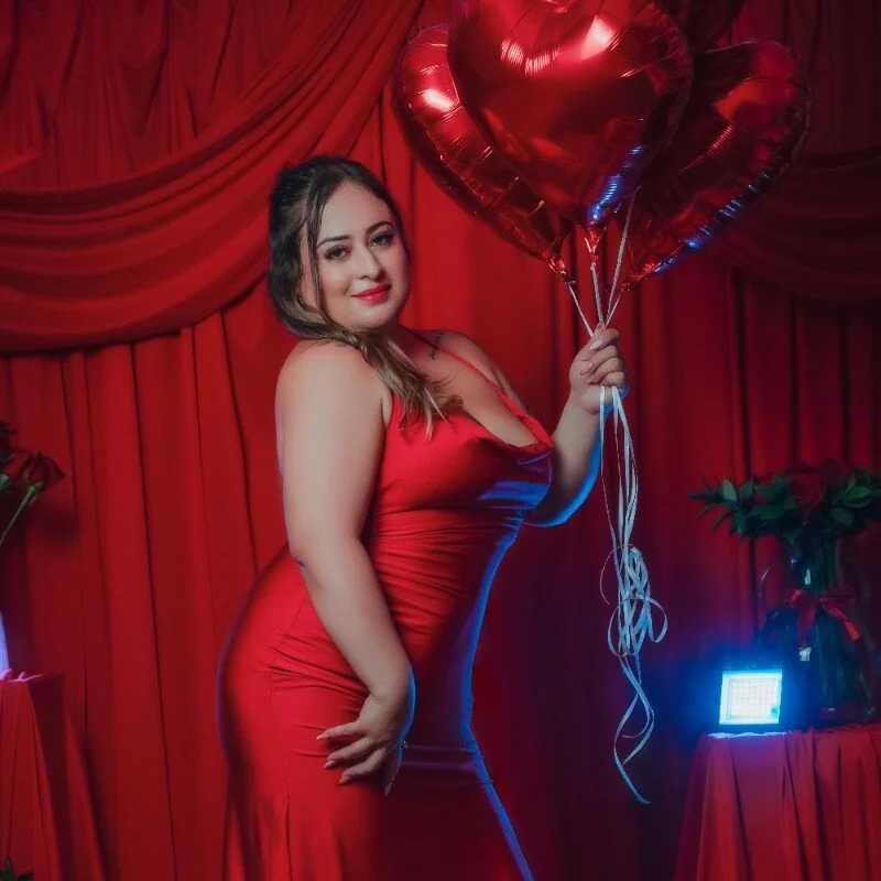 SaraBeckk — FansOnlyX creator profile