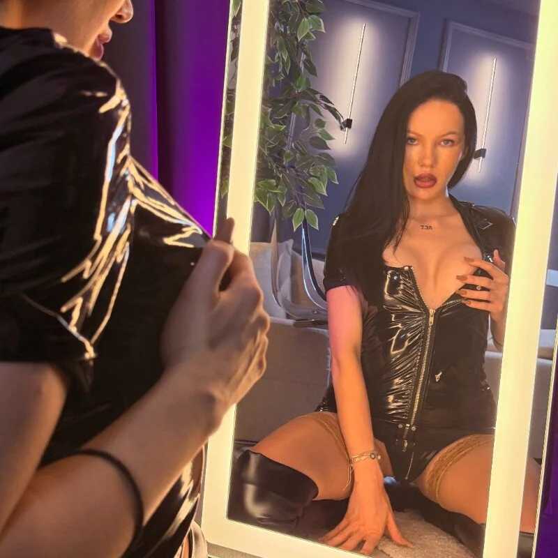 RussianBonita — FansOnlyX creator profile