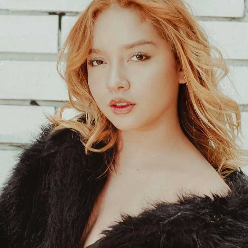 Juliiee_ — FansOnlyX creator profile