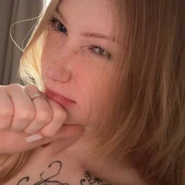 RavenShuker — FansOnlyX creator profile