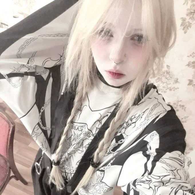 BeMyKnightForever — FansOnlyX creator profile