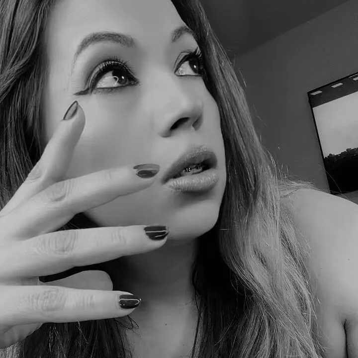 Vanedancex — FansOnlyX creator profile