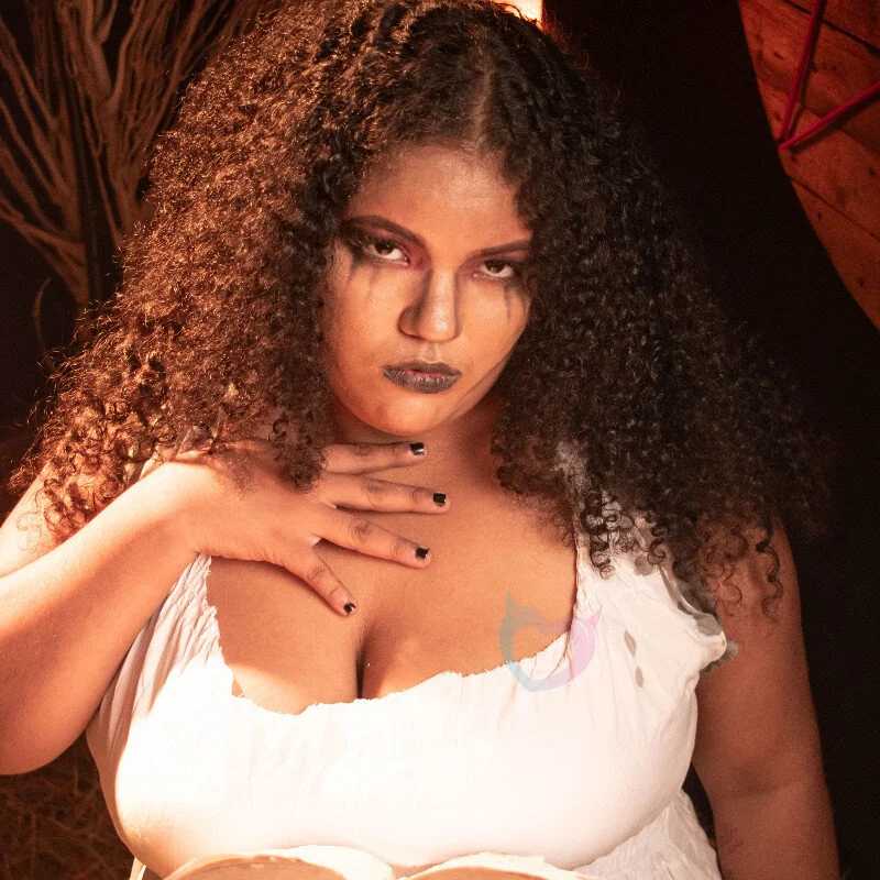 MhiaRey — FansOnlyX creator profile