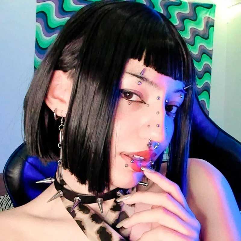 roxy_toxic — FansOnlyX creator profile