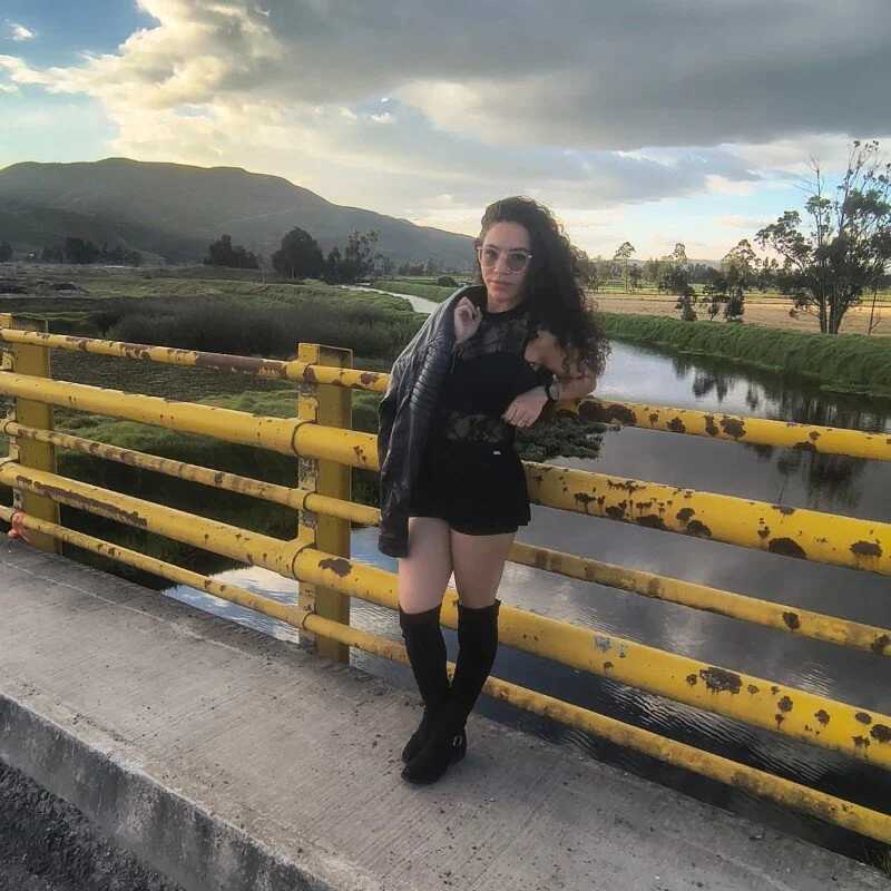 Zoe__jhonson — FansOnlyX creator profile
