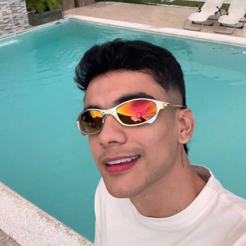 adam_levis17 — FansOnlyX creator profile