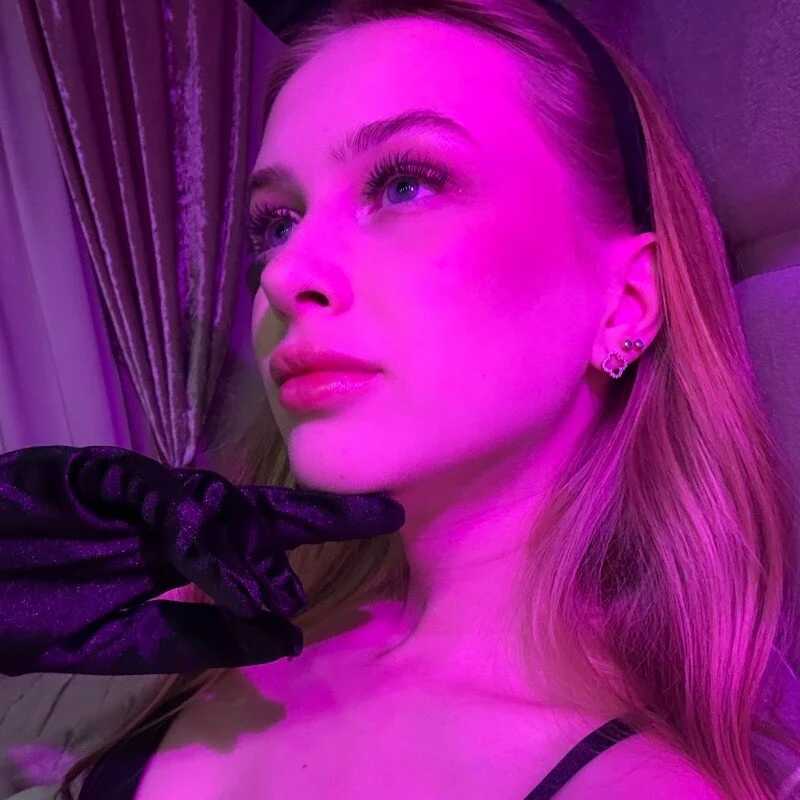 soft_babe — FansOnlyX creator profile