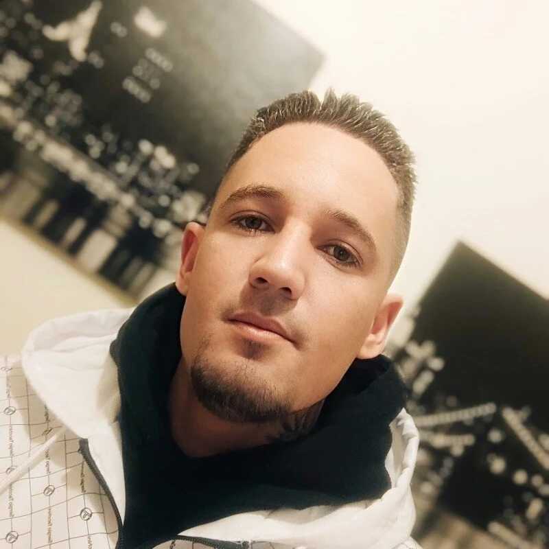 yakakoke — FansOnlyX creator profile