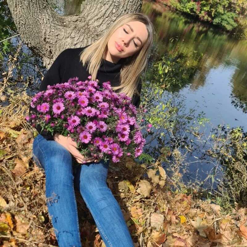 VickyLove047 — FansOnlyX creator profile