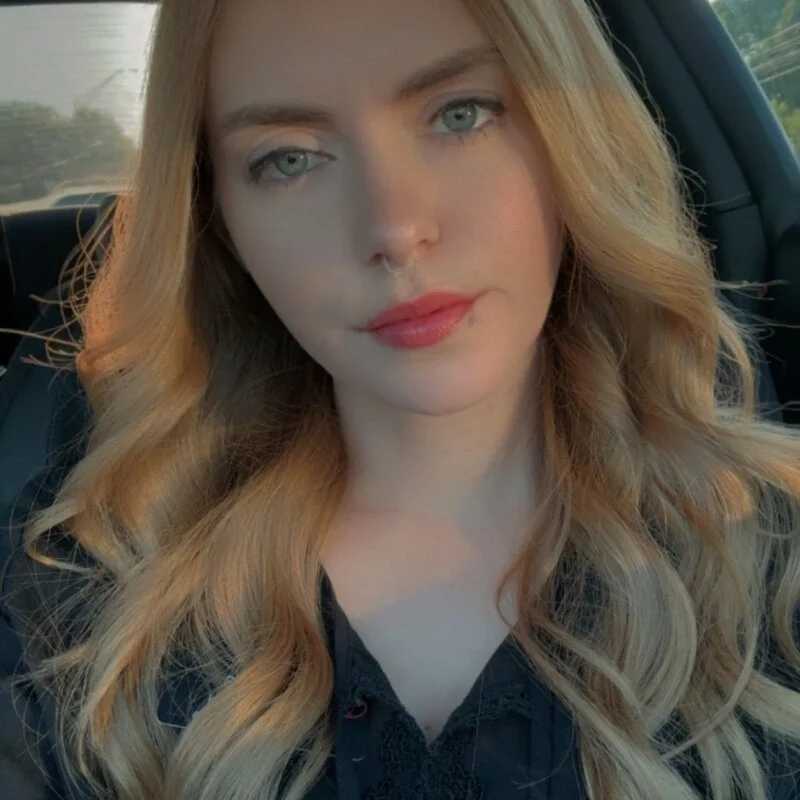 LuvLaceyXXO — FansOnlyX creator profile