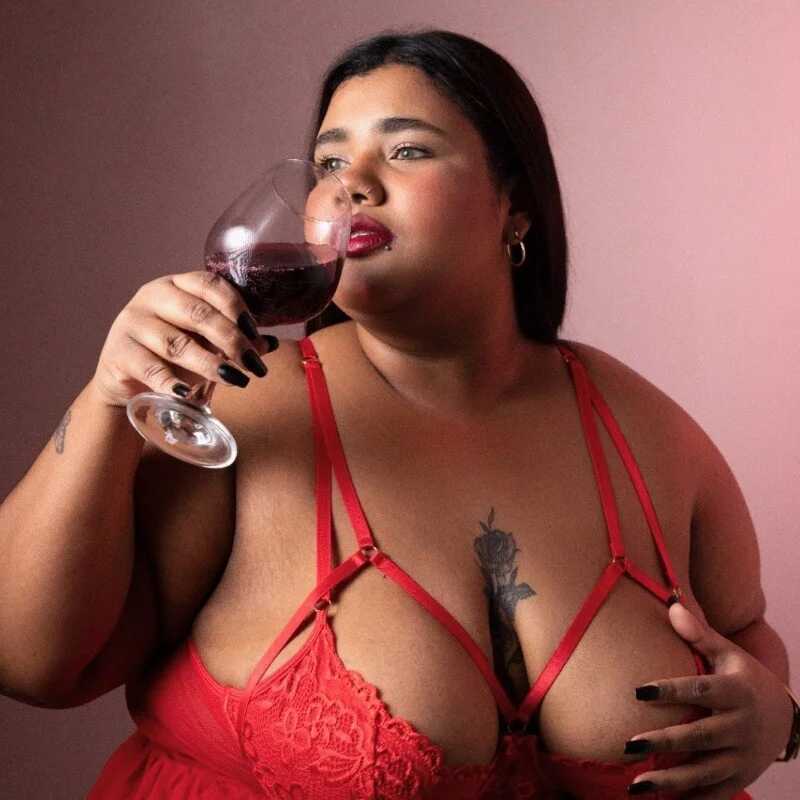 NaomiAsha — FansOnlyX creator profile