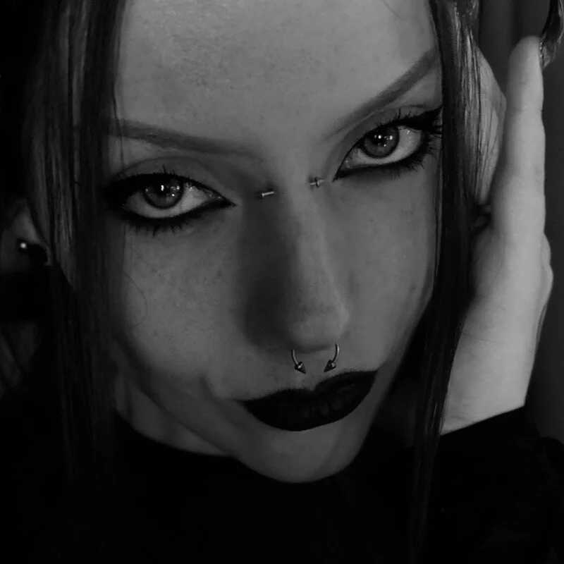 Ivon_Diaz — FansOnlyX creator profile