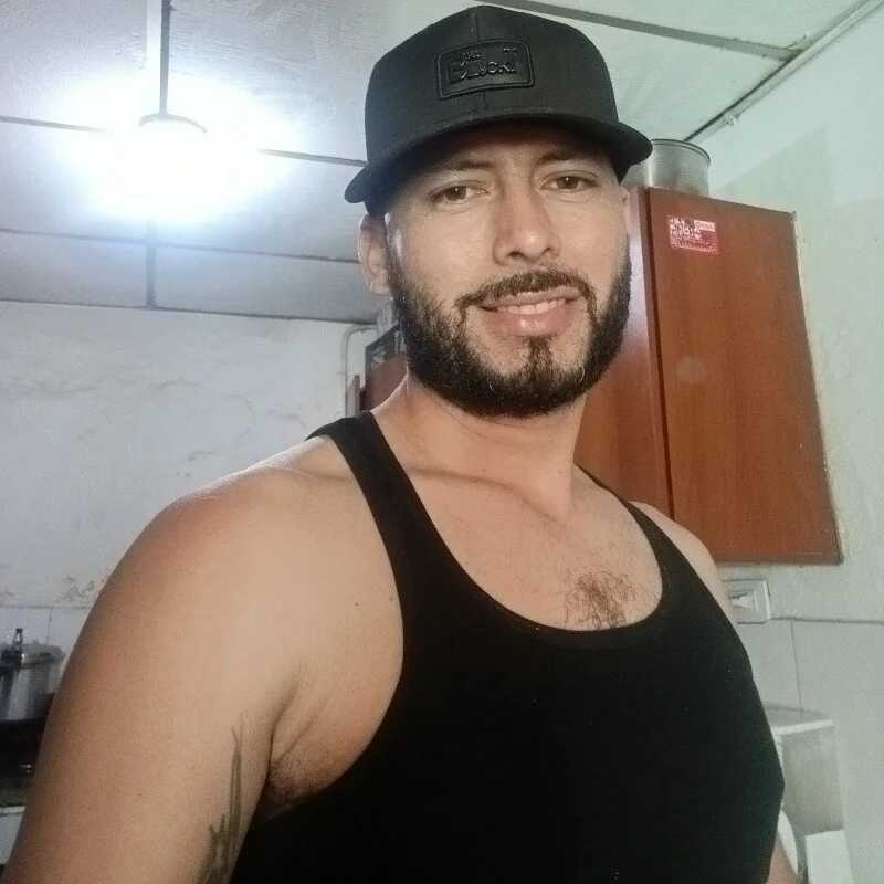 thonychatoA357 — FansOnlyX creator profile