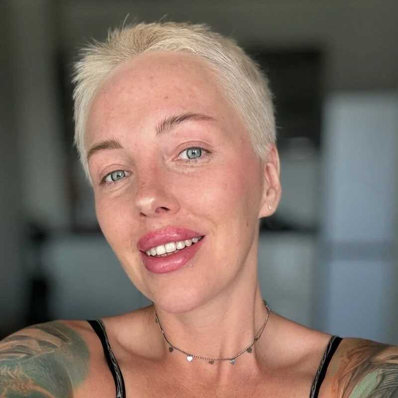NakedFlowerHelena — FansOnlyX creator profile