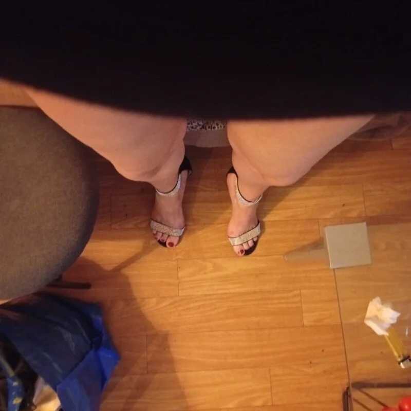 laurahot696969 — FansOnlyX creator profile