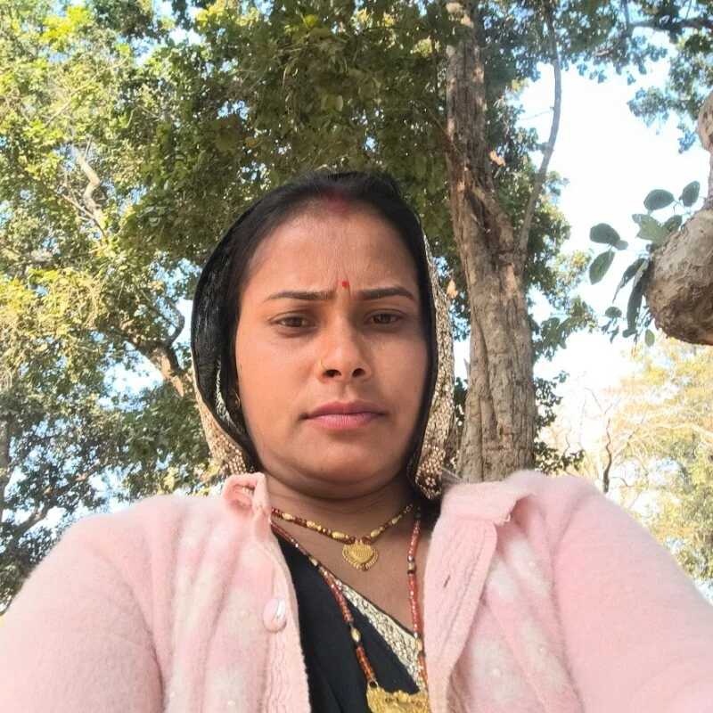 maneesha_10 — FansOnlyX creator profile