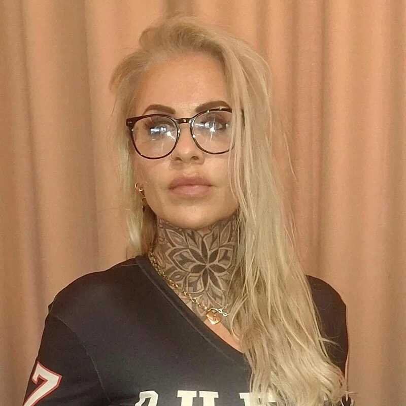 Sporty-sexy-blonde — FansOnlyX creator profile