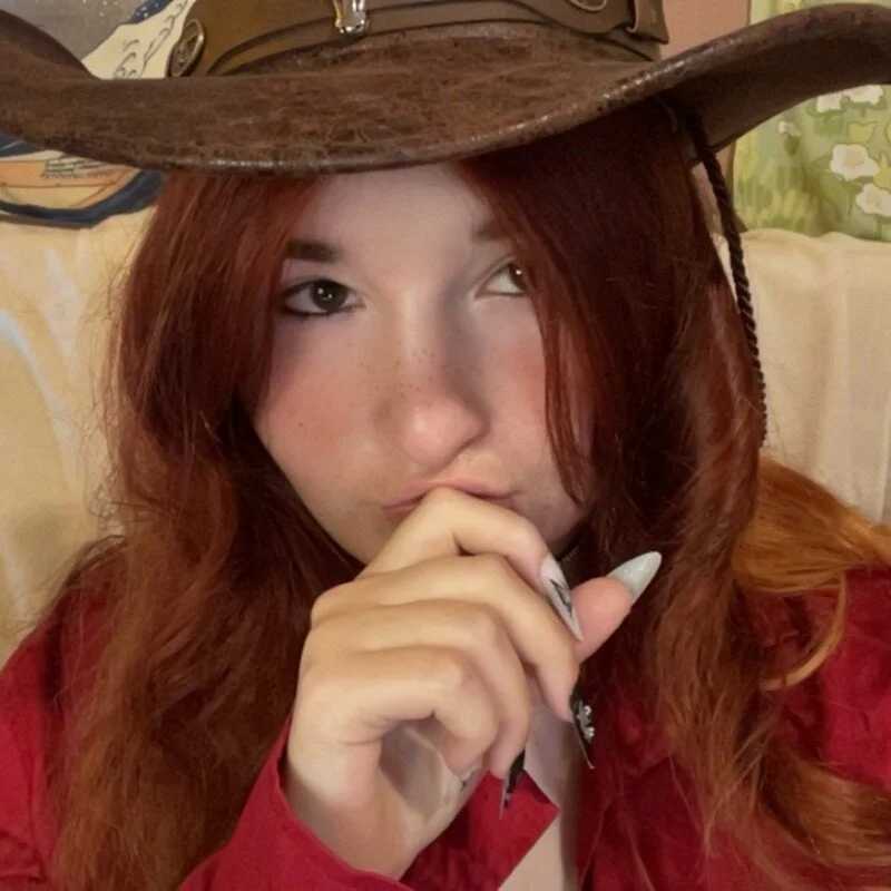 StarKittyy — FansOnlyX creator profile