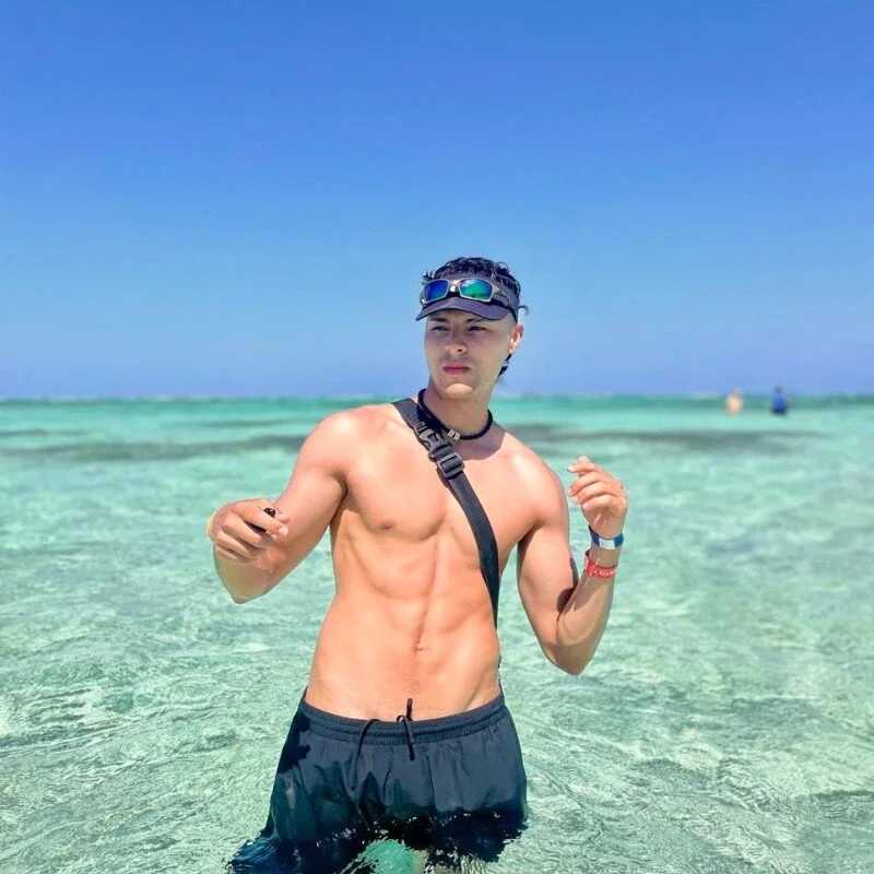 Tyler_axel — FansOnlyX creator profile