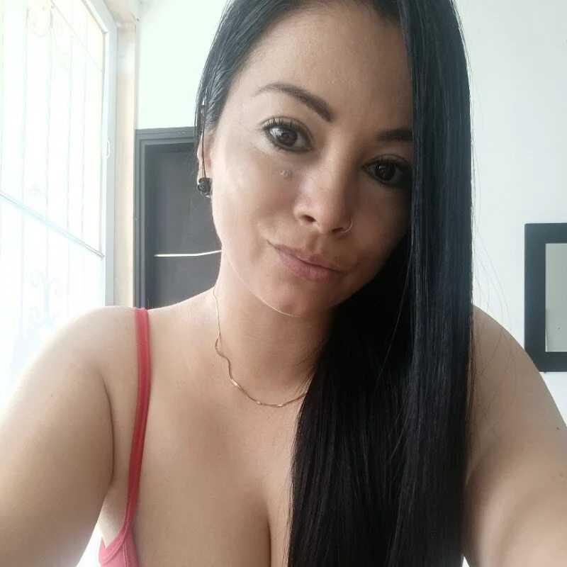 camilahot23 — FansOnlyX creator profile