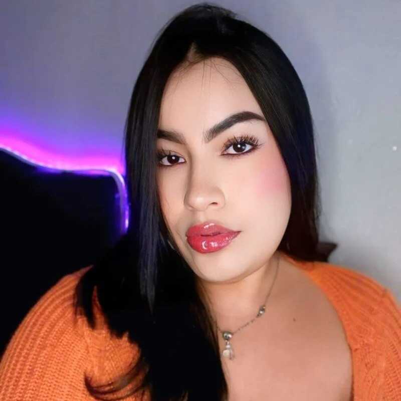 SerenaDupont_ — FansOnlyX creator profile
