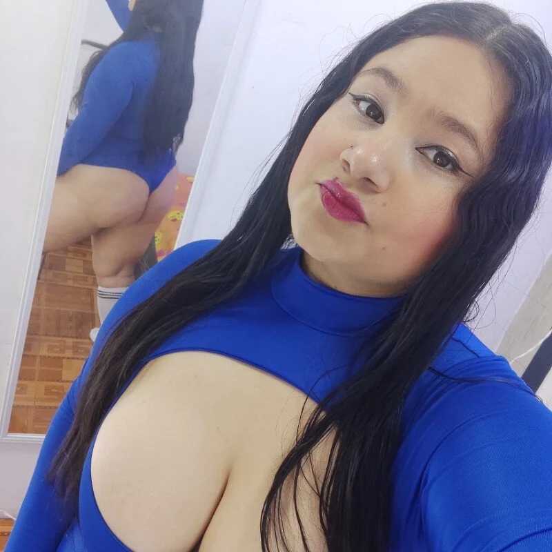 evelin_zaens — FansOnlyX creator profile