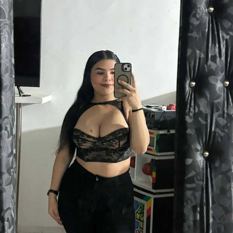 gaby_zaens — FansOnlyX creator profile
