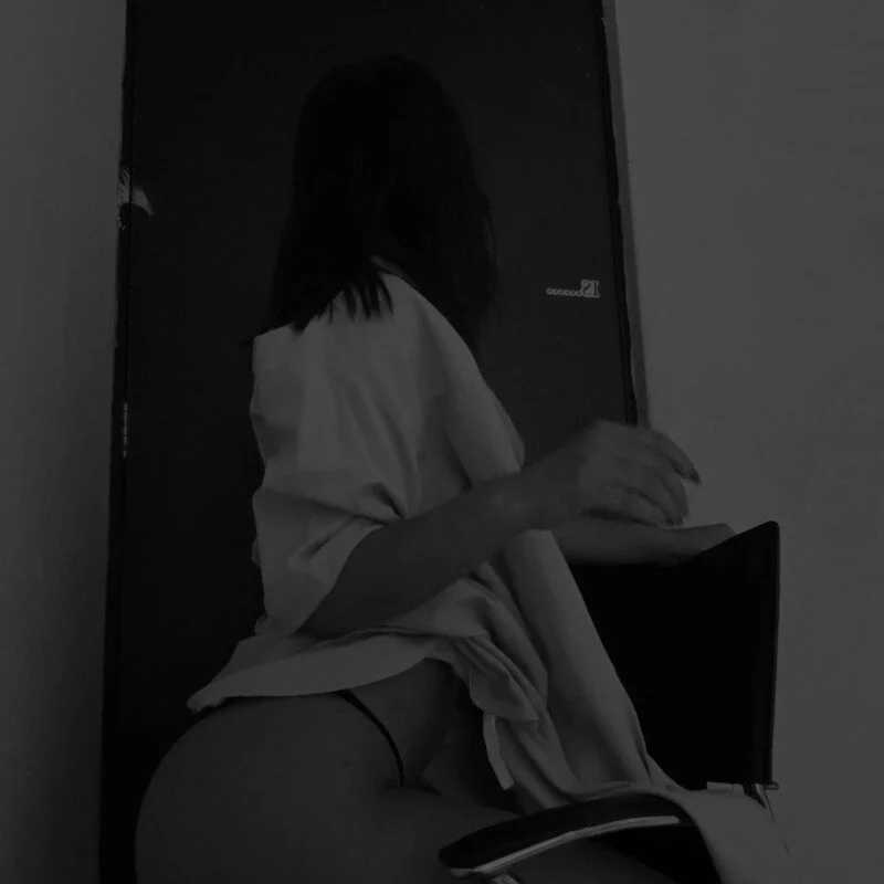 MiaStarr01 — FansOnlyX creator profile