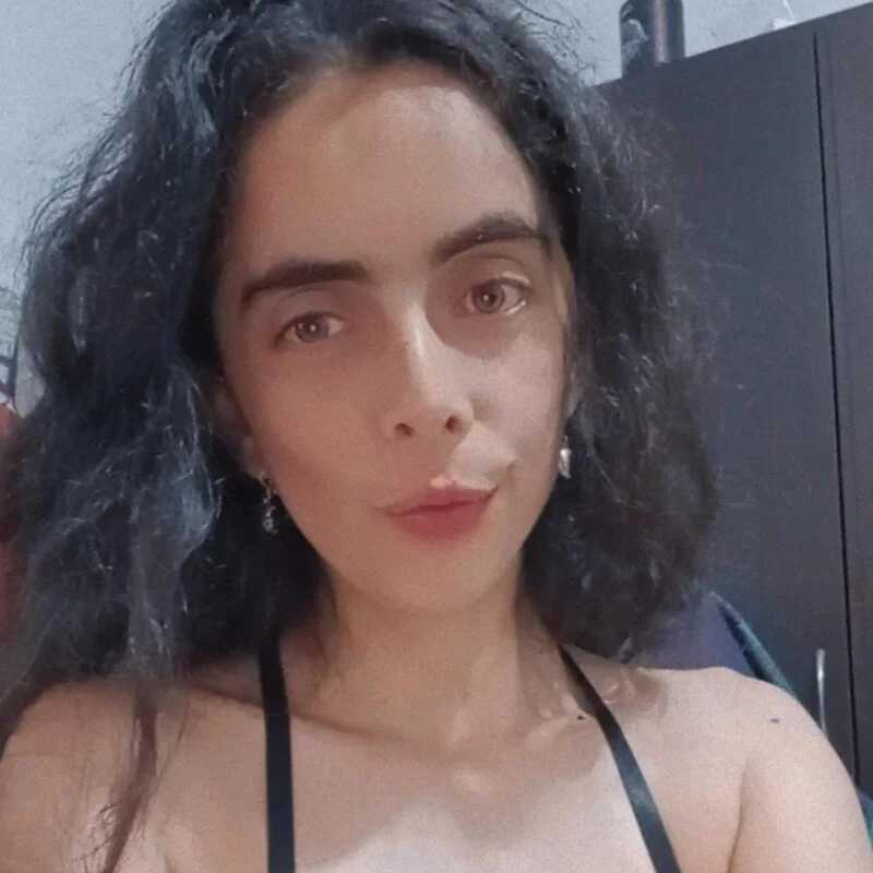 vella_rose — FansOnlyX creator profile