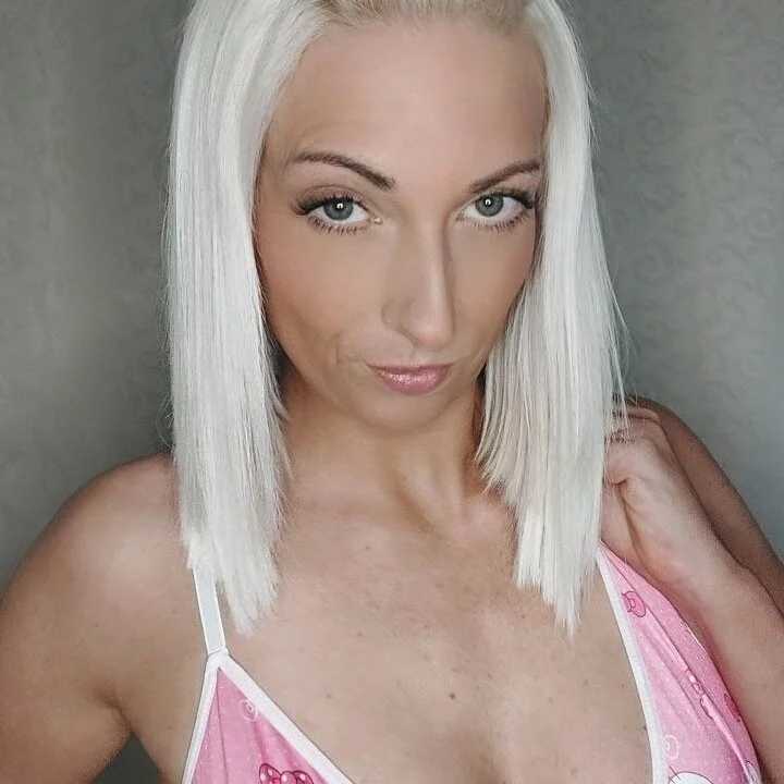 SexyJulia21 — FansOnlyX creator profile