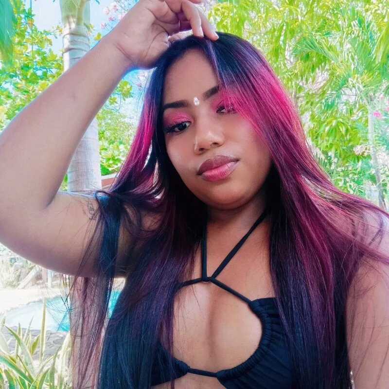 MiaSweetss01 — FansOnlyX creator profile