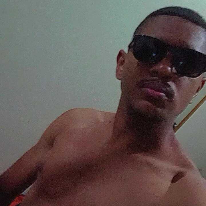 moreninho20 — FansOnlyX creator profile