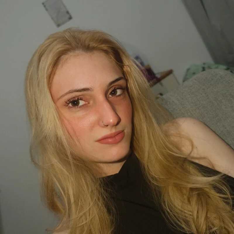 Larissa516 — FansOnlyX creator profile