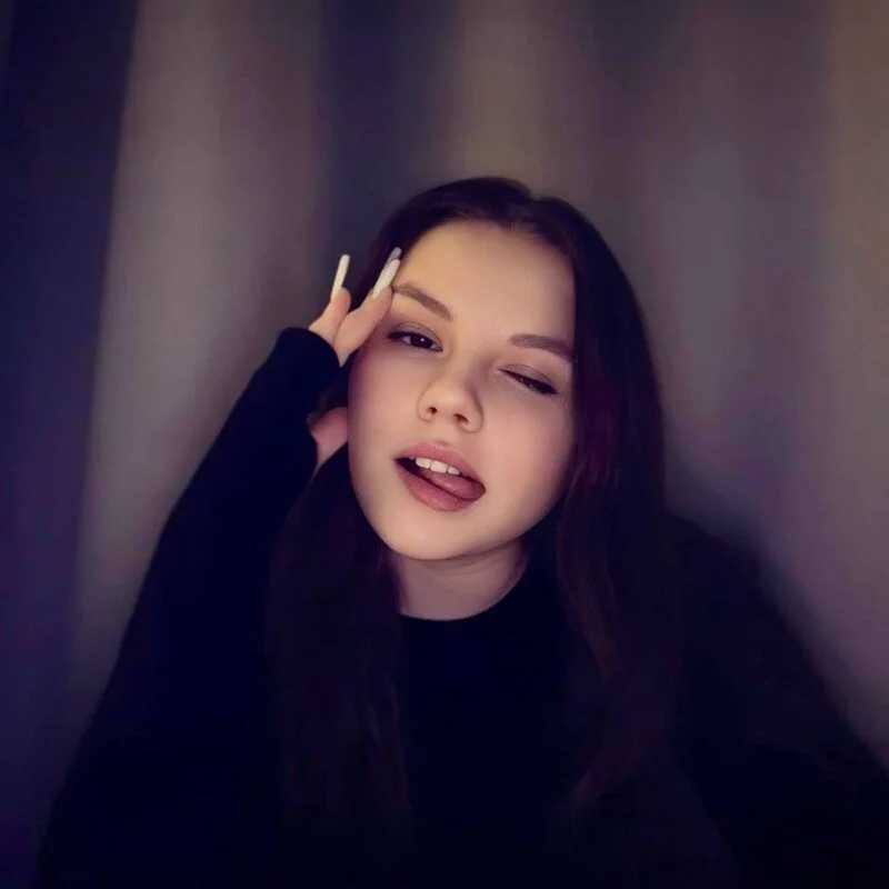 LianalimonLi — FansOnlyX creator profile