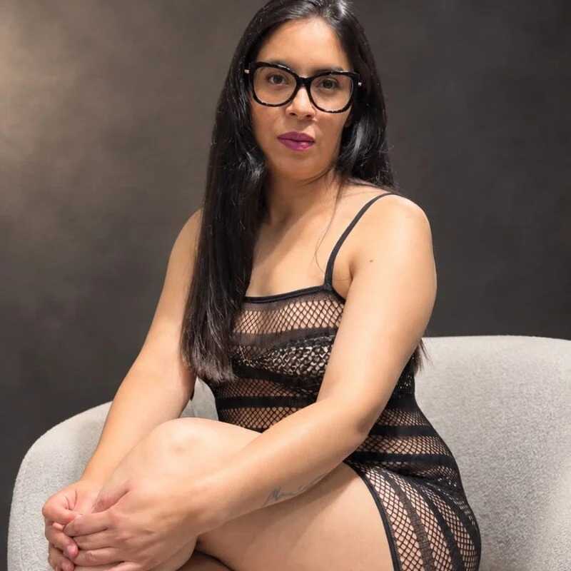 Melani_Roux — FansOnlyX creator profile