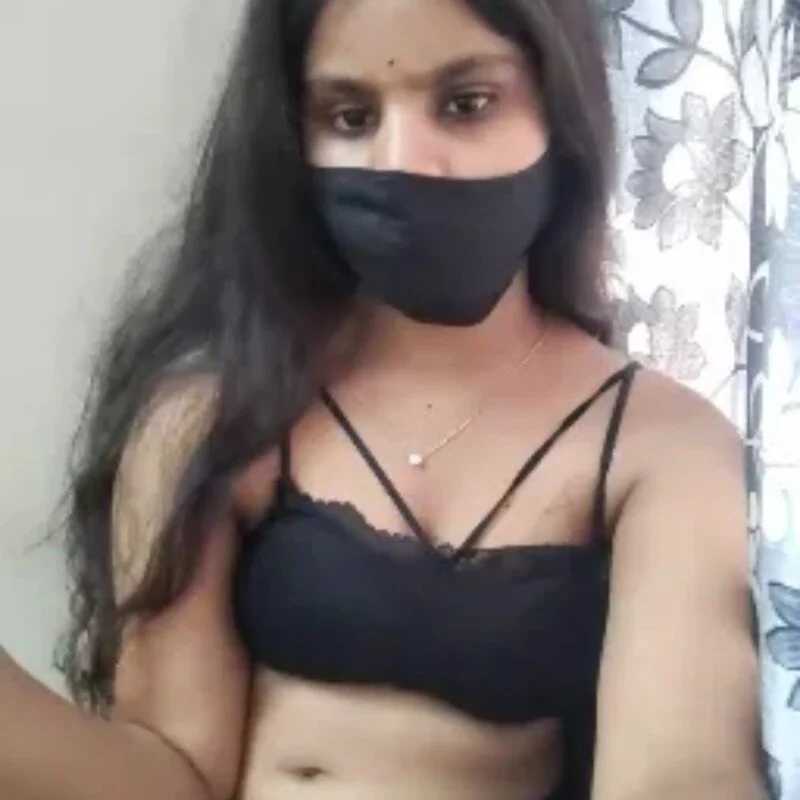 Rashmi_Varma — FansOnlyX creator profile