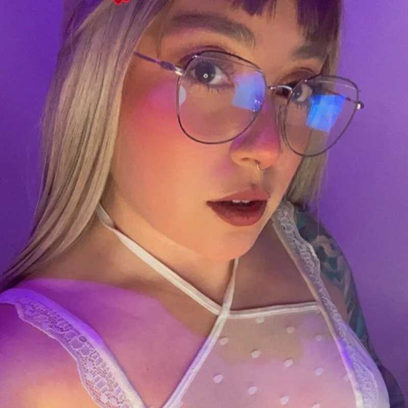 spicy_val — FansOnlyX creator profile