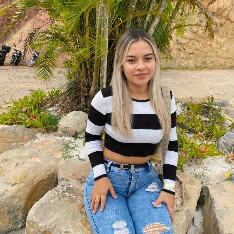 Samira_1 — FansOnlyX creator profile
