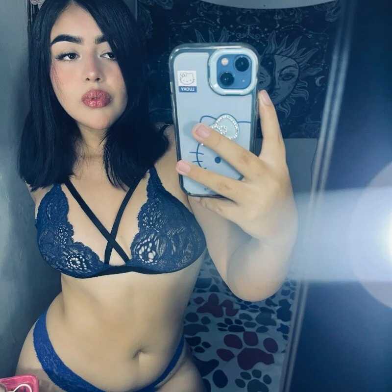 Nayarousse — FansOnlyX creator profile