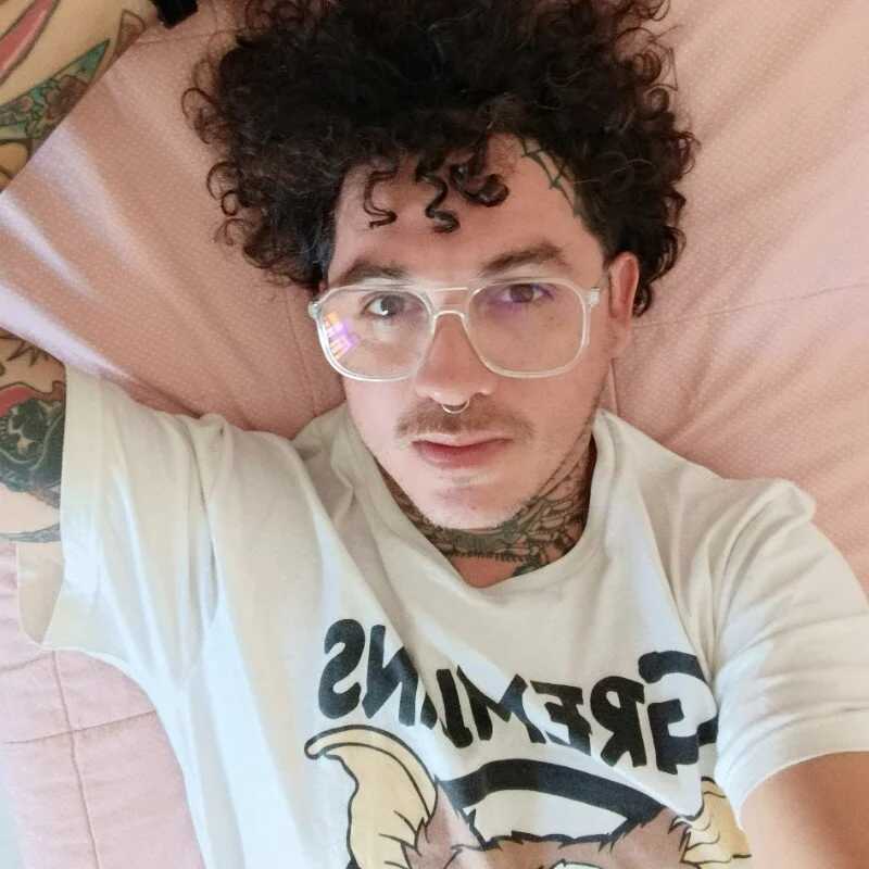 helloandi — FansOnlyX creator profile