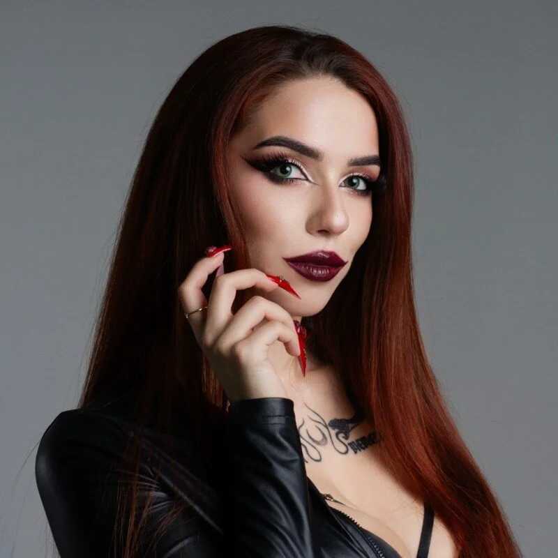 PollyBeauty — FansOnlyX creator profile