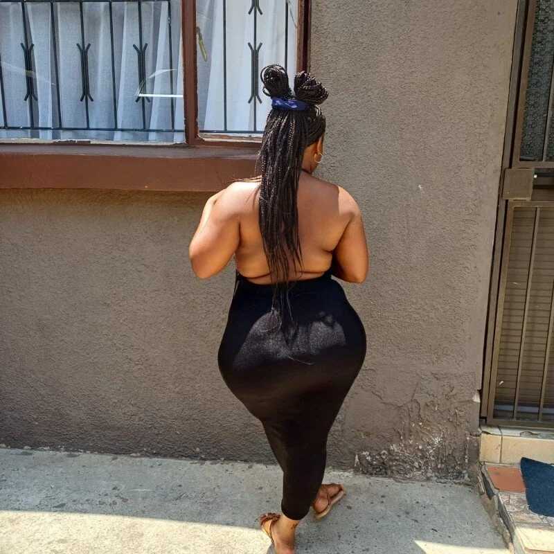 SexyBooty_xx — FansOnlyX creator profile