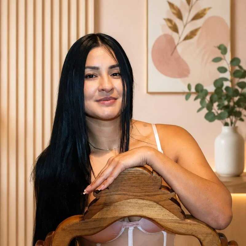 ExoticNativeLatina — FansOnlyX creator profile