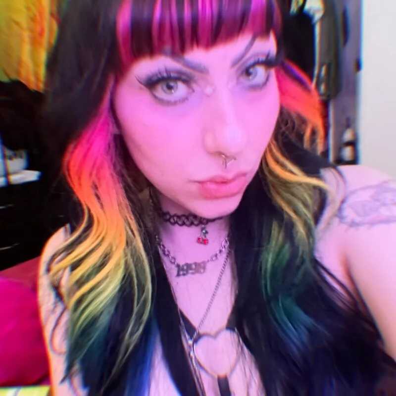 ChrryFoxx — FansOnlyX creator profile